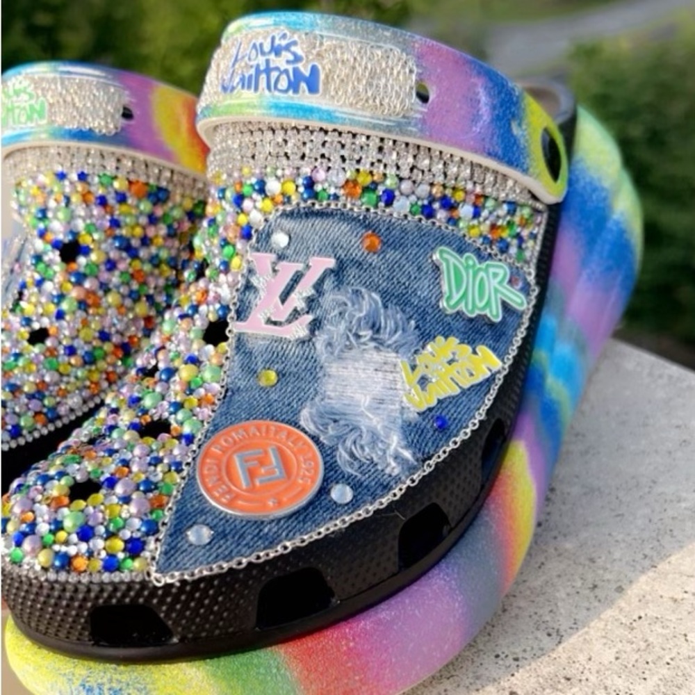 Bling Classic Mega Crush Crocs!! Women’s size 8 - Picture 2 of 5